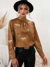 Load image into Gallery viewer, Leopard Graphic Mock Neck Puff Sleeve Blouse
