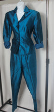 Load image into Gallery viewer, Ann Taylor Sapphire suit
