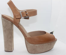 Load image into Gallery viewer, Steve Madden Camel
