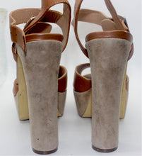 Load image into Gallery viewer, Steve Madden Camel
