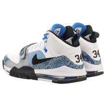 Load image into Gallery viewer, Nike Air Max Bo Jax
