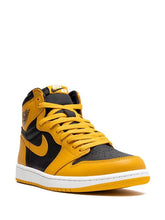 Load image into Gallery viewer, Air Jordan 1 Retro High OG Pollen
